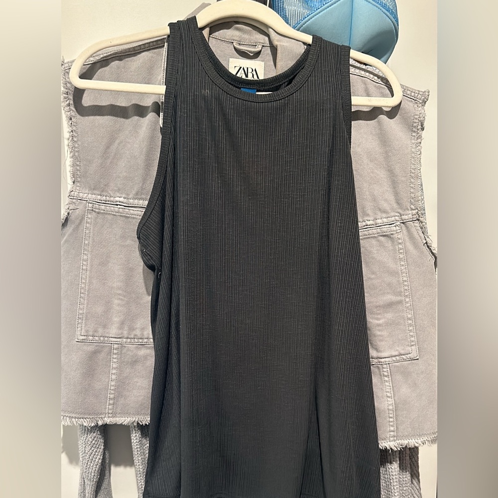 Old Navy Luxe Dark Gray Ribbed Tank Top